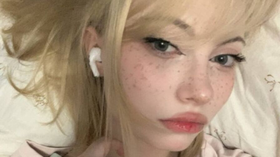 VIP Live Sex Chat with LeonardaZeeman