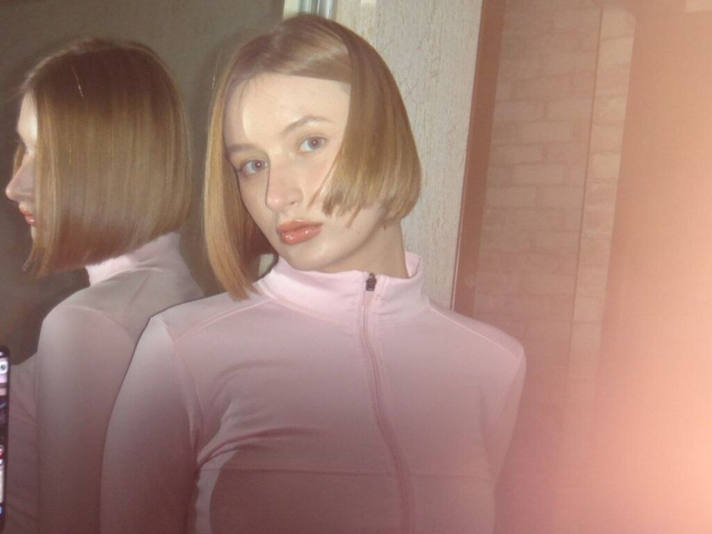 IngraKate webcam model profile image
