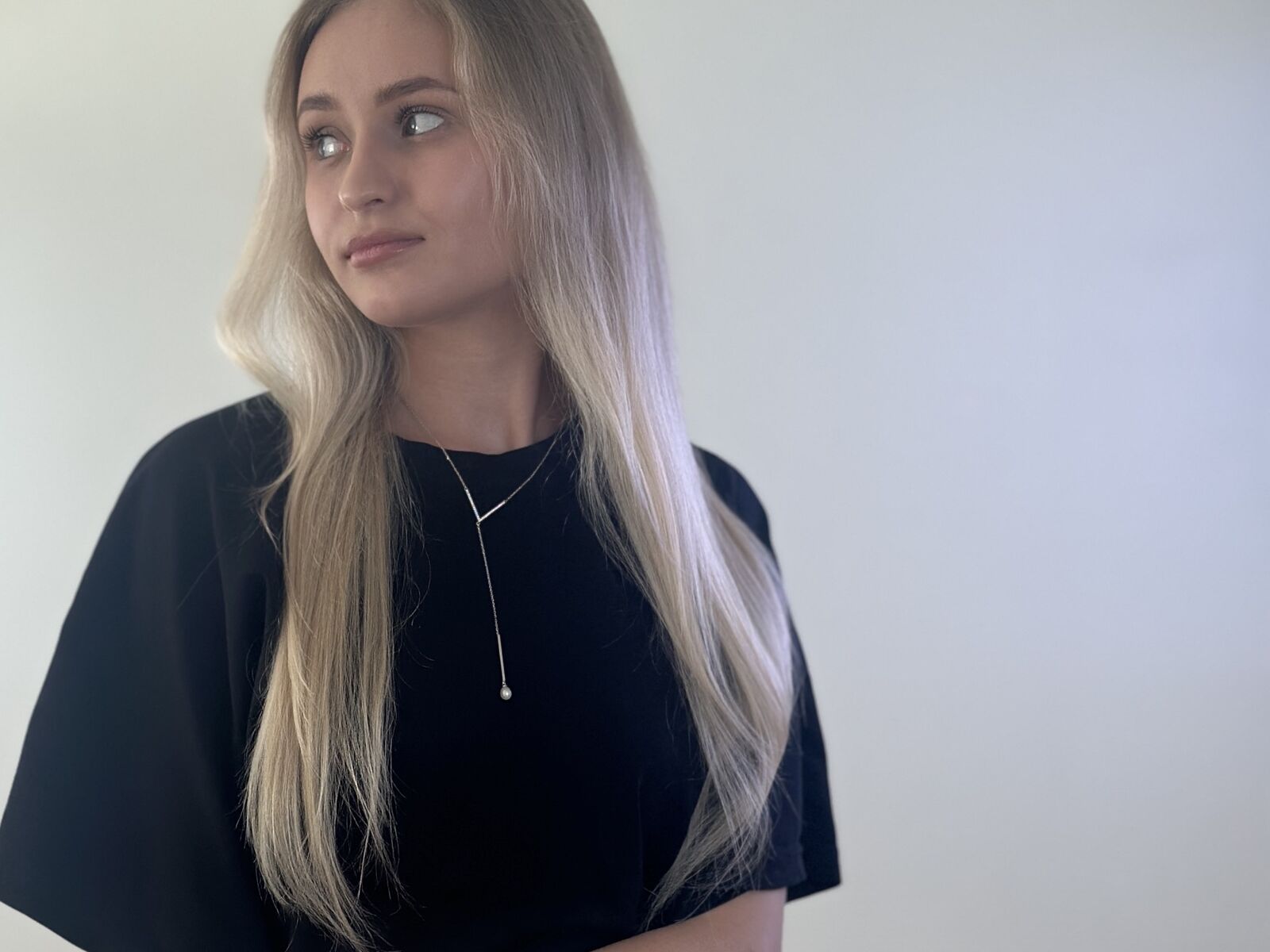 Live cam for ZoilaCliffe