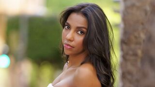 Kostenlos Nackt JuliTovar