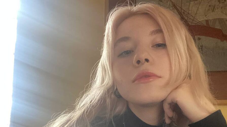 AislyEsse's live cam