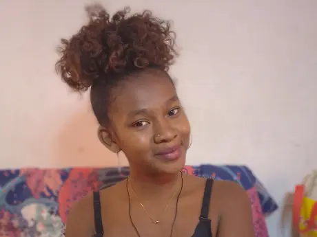 Chat with MarieSaynah