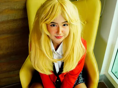 Chat with AnnieJulieth