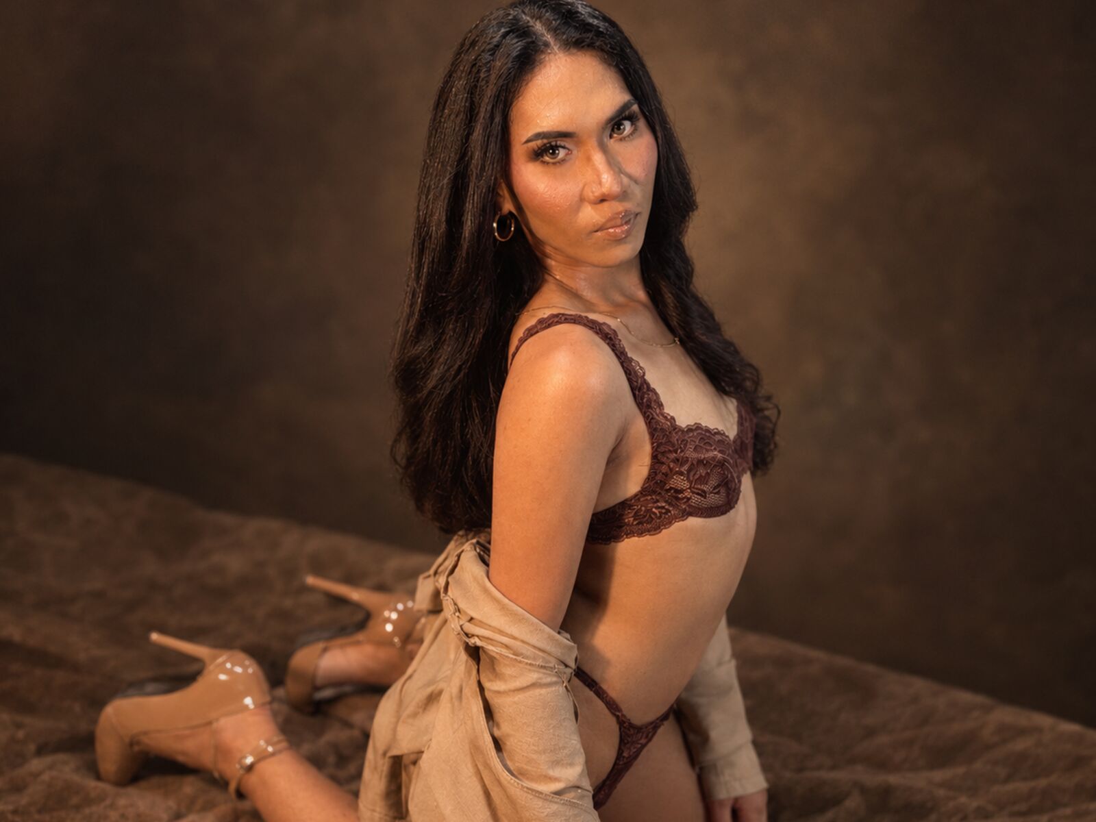 Live cam for LunaDevereux