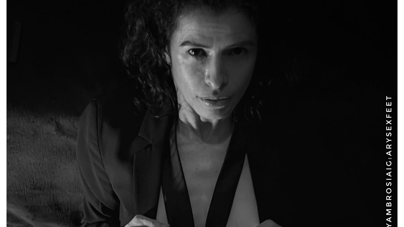 AryAmbrosia erotic portrait