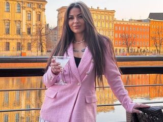 flirt chat room LunaMarella