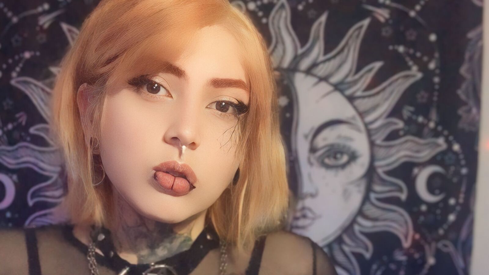 AlliceCalloway erotic portrait