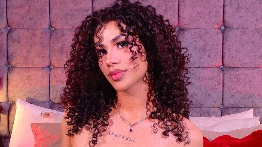 VIP Live Sex Chat with LyaDumont