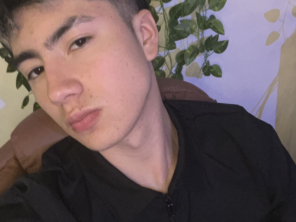 AlessandroBlaces LiveJasmin Cam2Cam profile photo