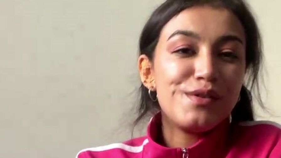 Live Sex Chat with TaniaSebestyen