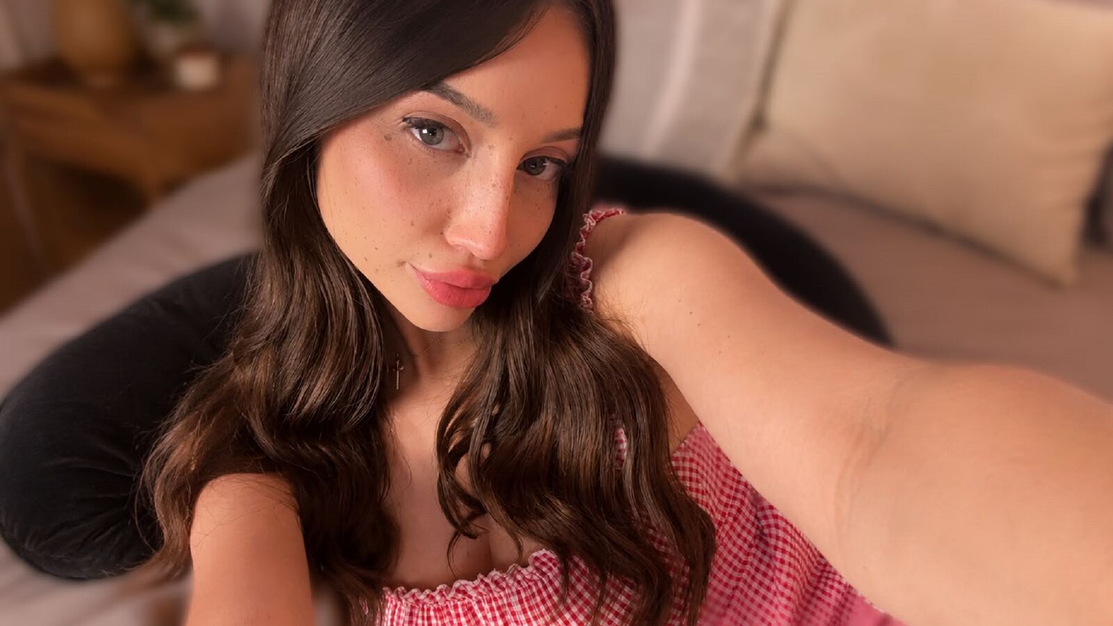 NatallieLynn erotic portrait