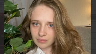 CamillaKelly webcam