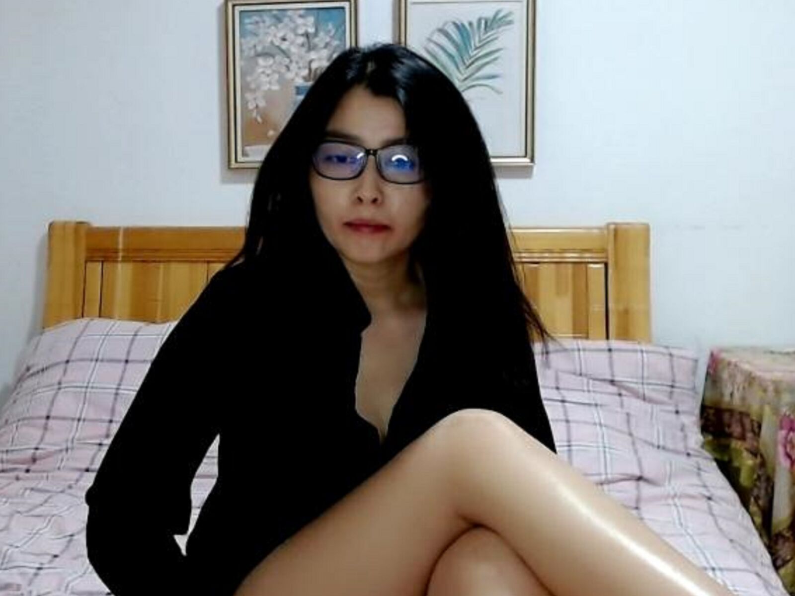 Live cam for LinaZhang