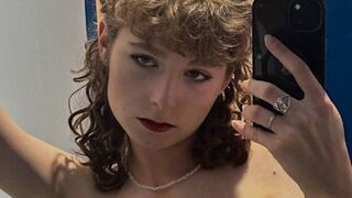 Free Nude JeanetteFluegge