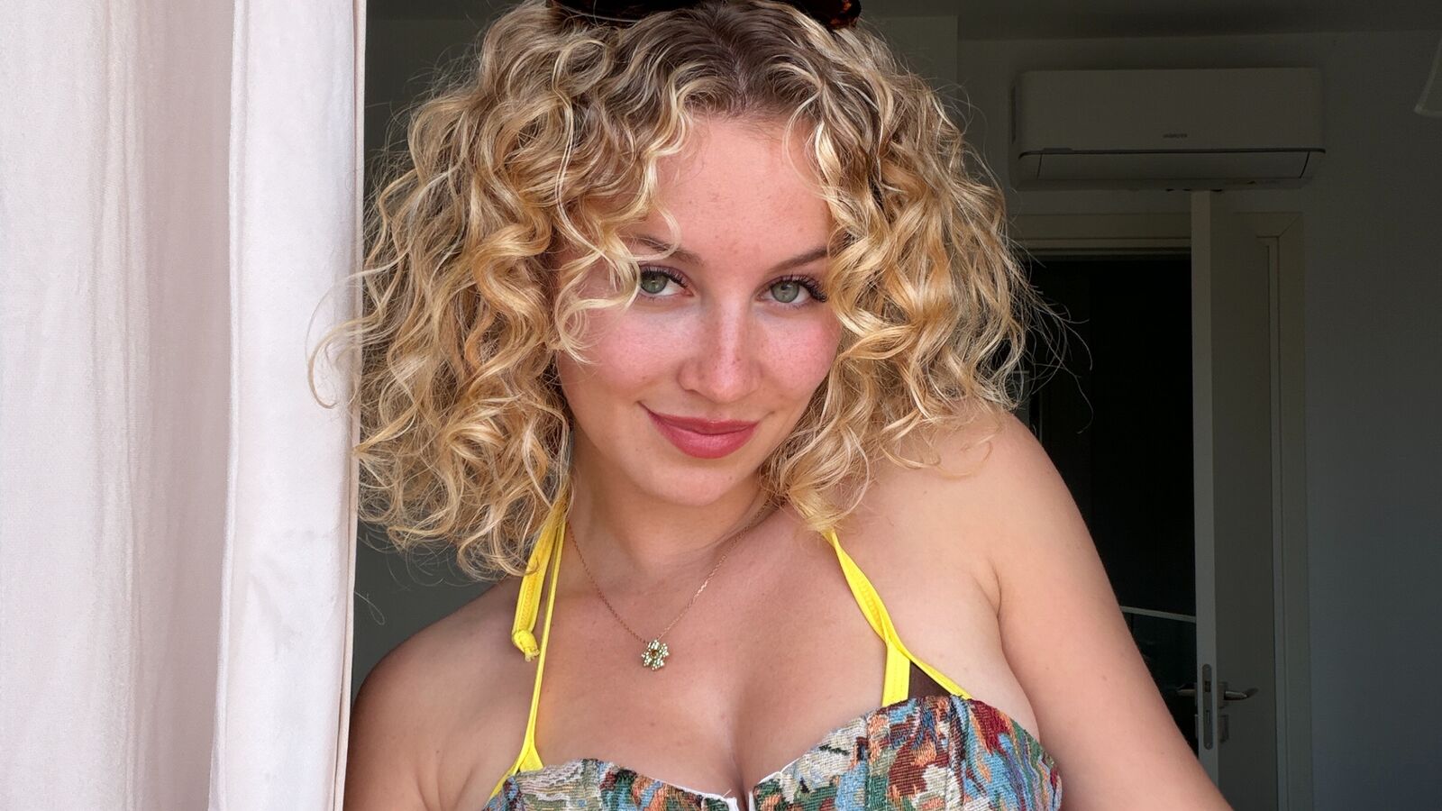 MargaretheBerger erotic portrait