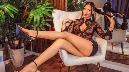 IzaBelle's chat room