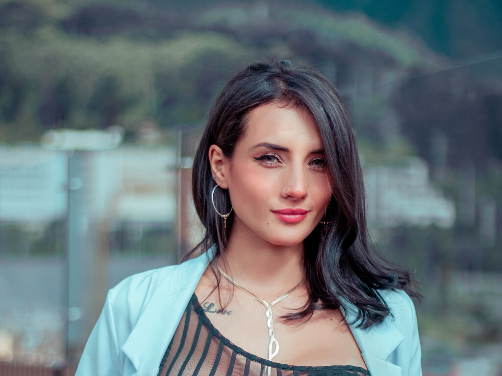 AngieSummers private mature cam profile
