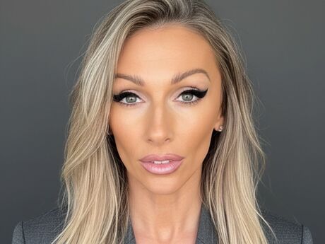 Chat with MarylinGlory