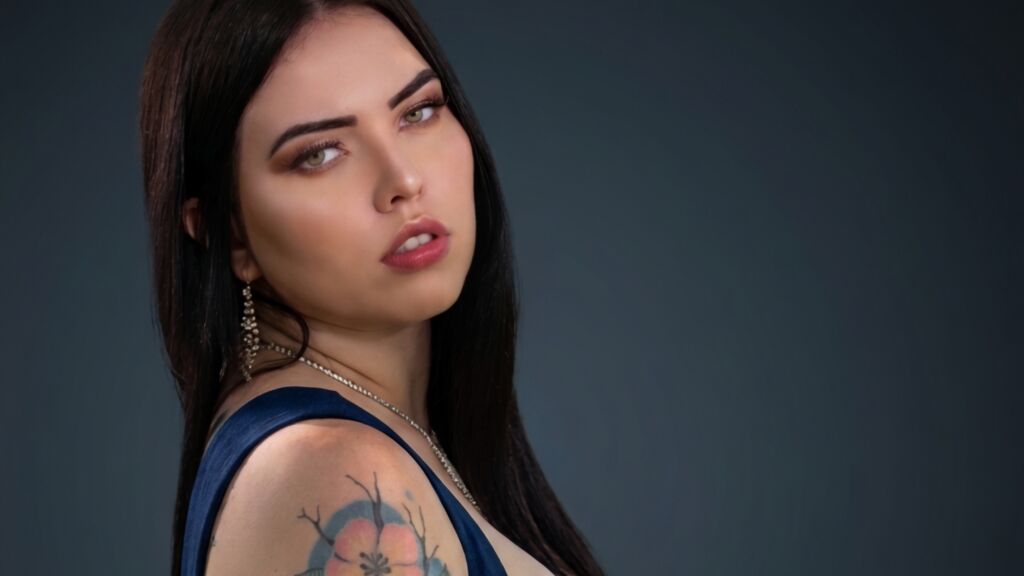 CamilaGutierrez cover