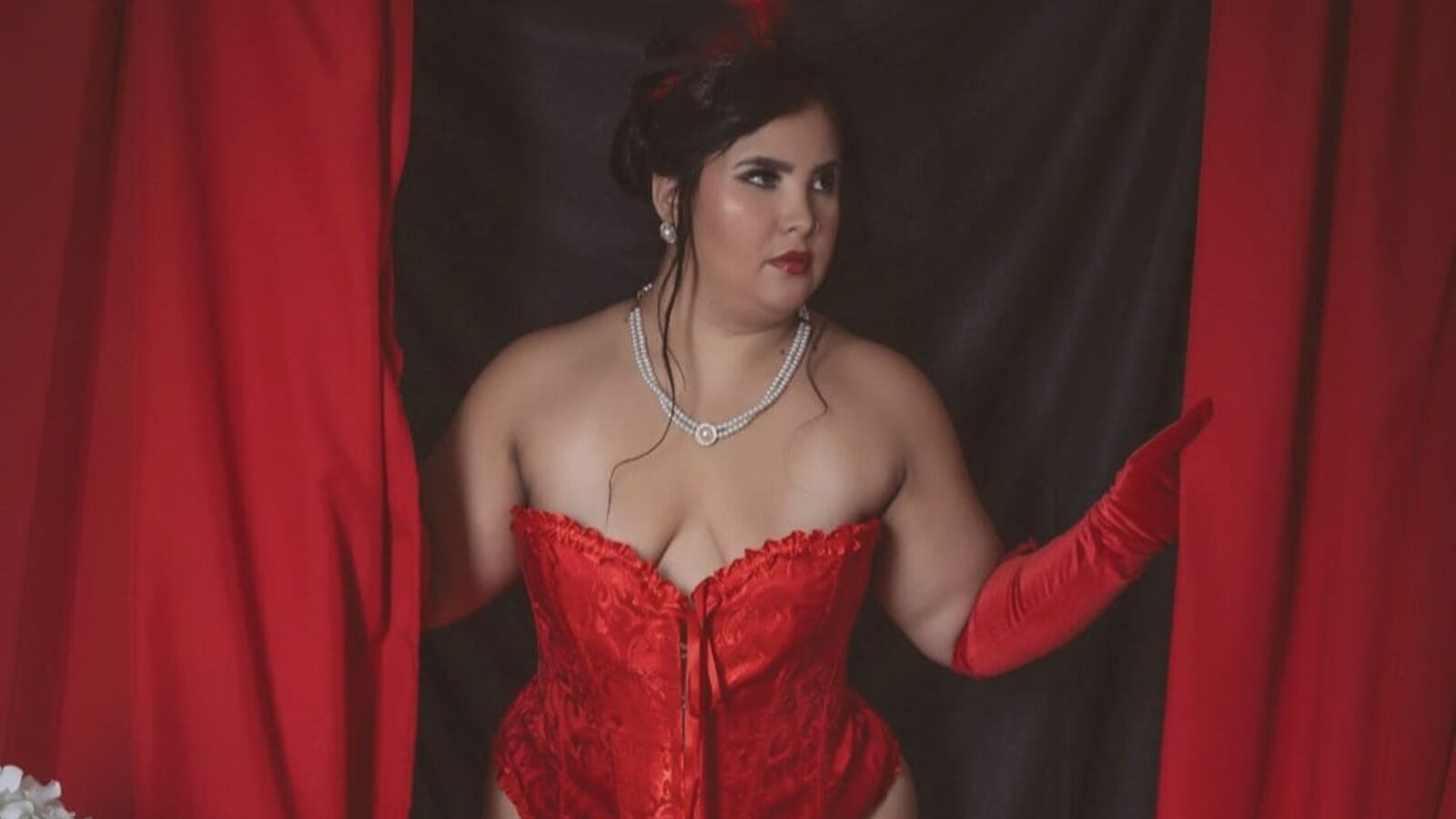 BarbaraSabatini glamour portrait