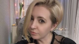 Kostenlos Nackt LisaHowel