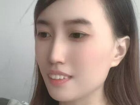 Chat with MengyinggYe