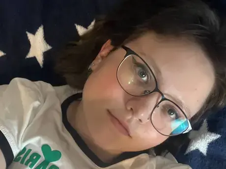 Chat with NikaLunas