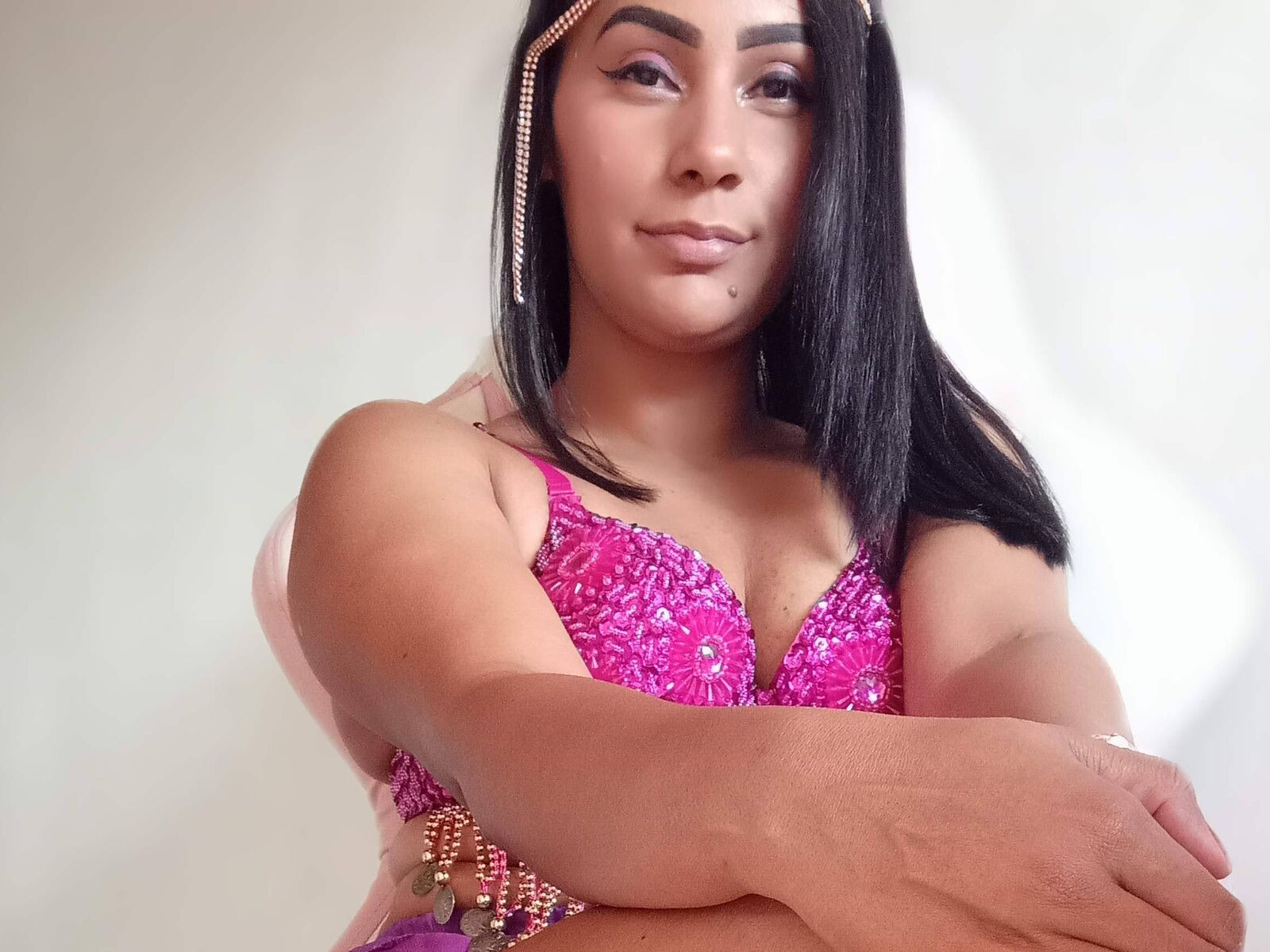 Live cam for LunaAethera