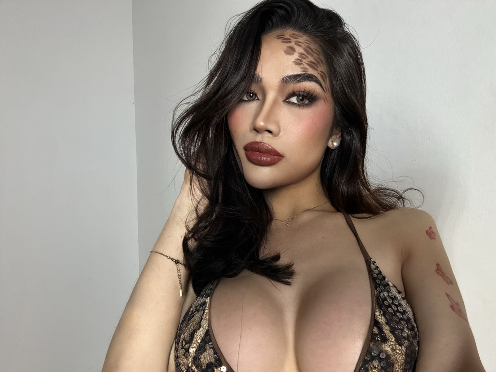 Live cam for MiraMoxie