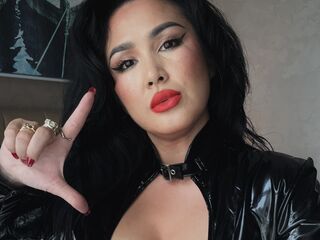 Webcam model ElmiraAfino from LiveJasmin