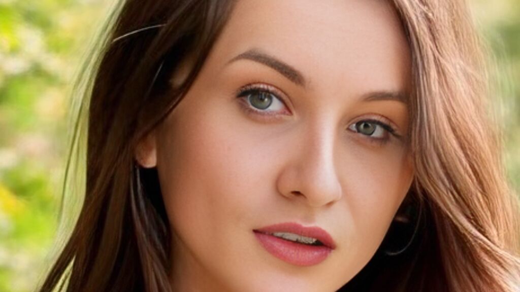 AlexiaSmiht cover