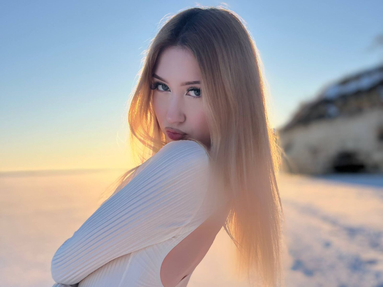 Live cam for MadaleneAlicia