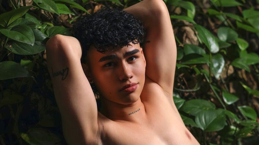 Watch KaiiBossman live on Widestreams