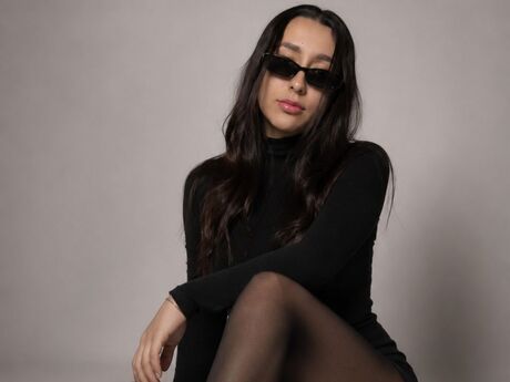 Chat with SiennaNova