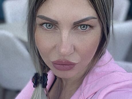 Chat with AmandaShatalina