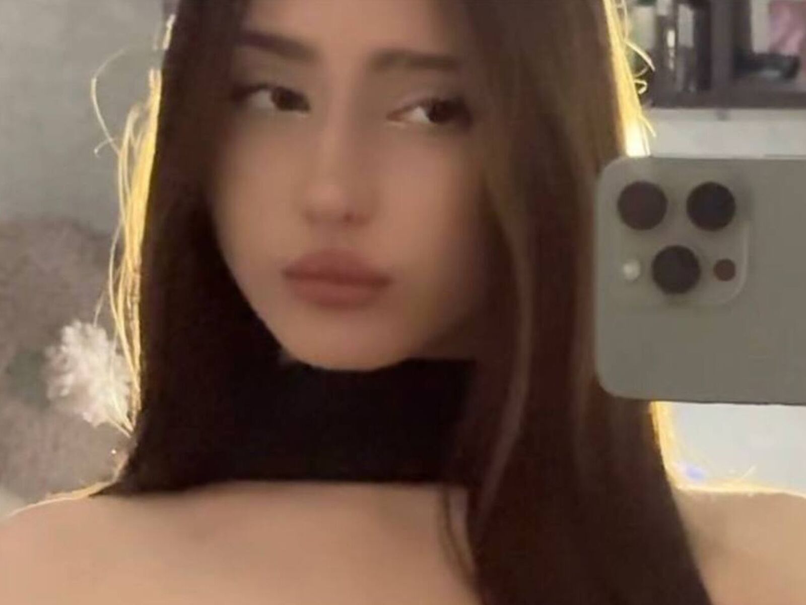 Live cam for BellaJersiquins