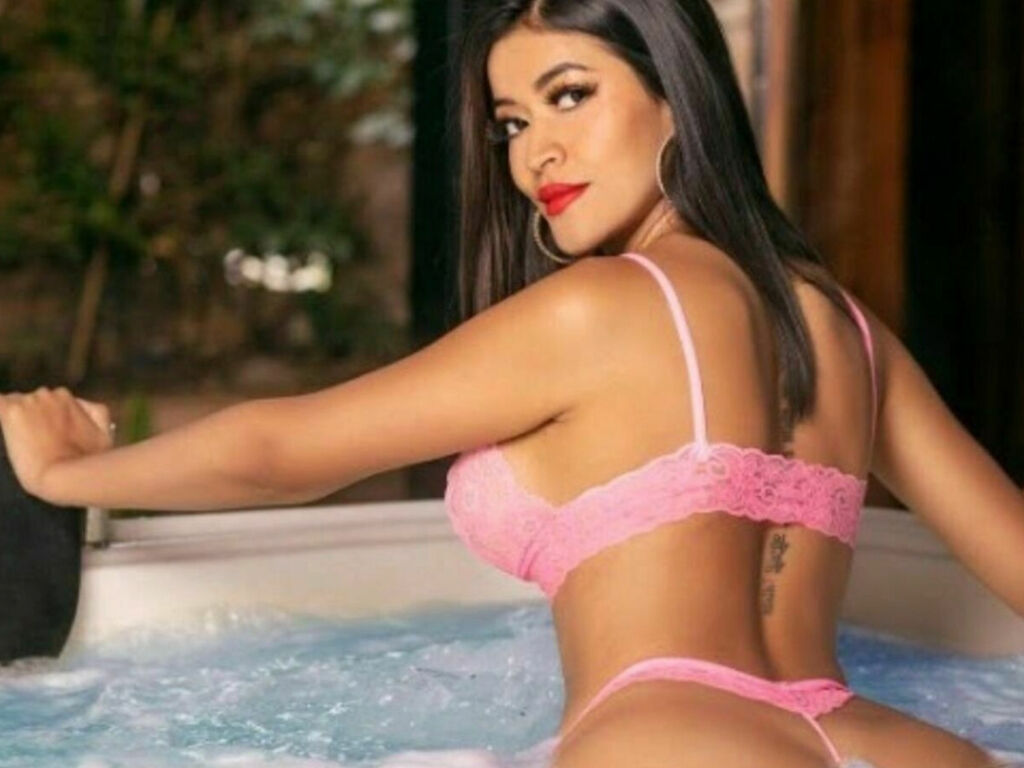 IvetteNicolas boobs videochat