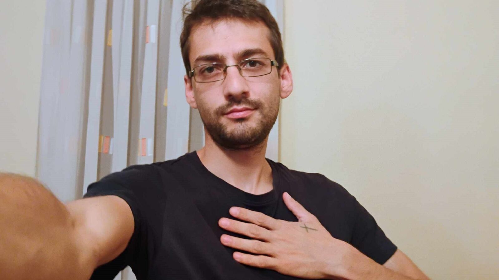 HungEddy erotic portrait