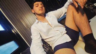 OliverThonsonn Live Webcam on LiveJasmin