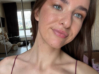 nude voyeur cam GingerWareham