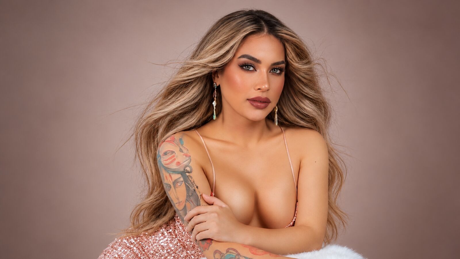 OlgaZalora erotic portrait