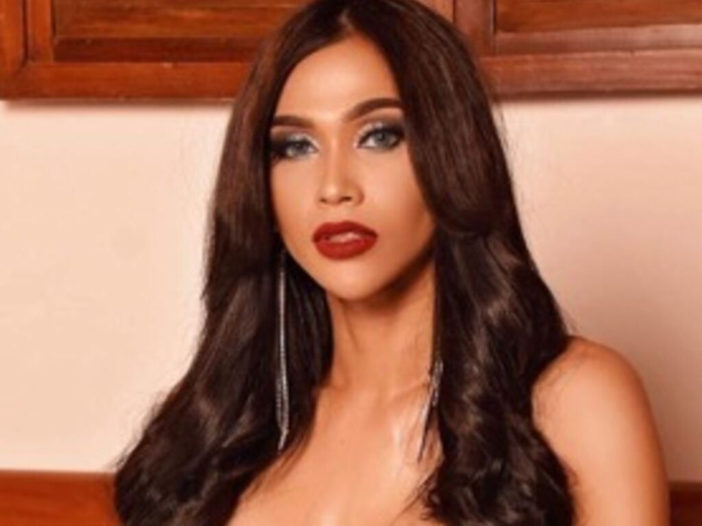 KatarinaRobinson transgender live stream profile