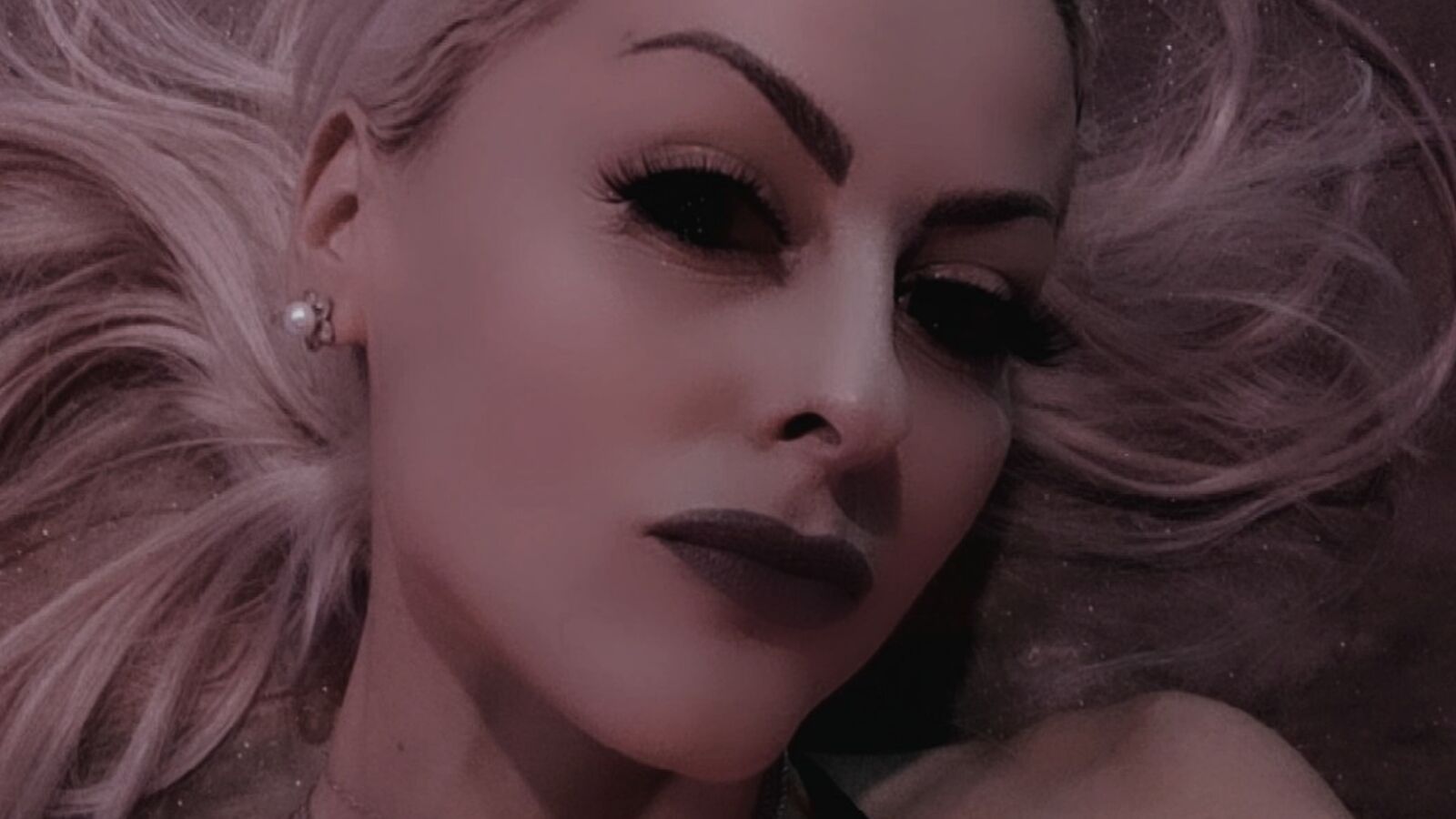 ViktoriaRavena erotic portrait