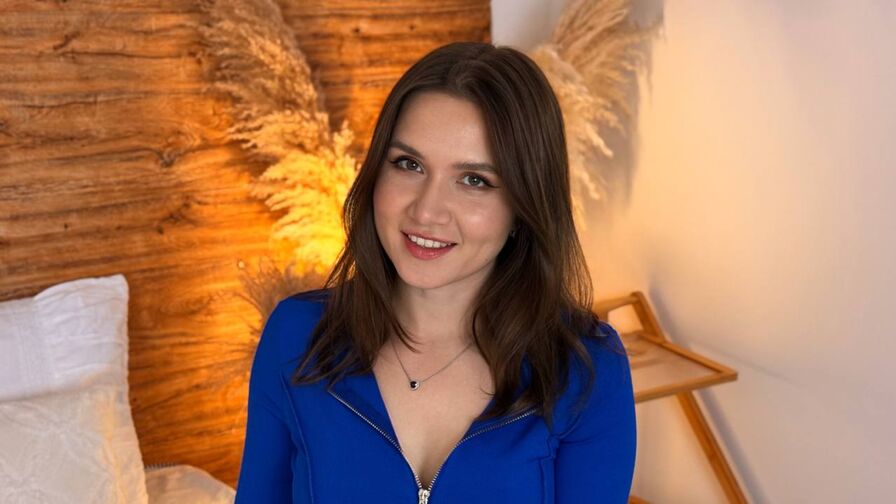 EmilyWillis's live cam