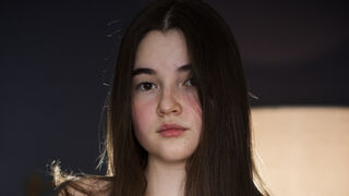 SunnivaBirmingha Live Webcam on LiveJasmin