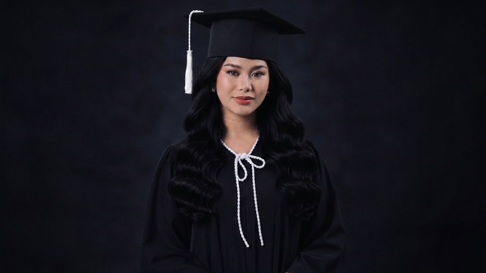 AdellaSanchez erotic portrait