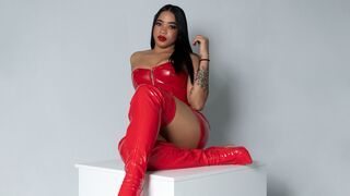 Kostenlos Nackt KarlaBellucci