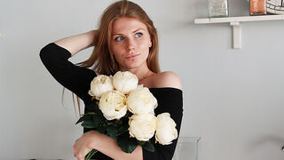 Kostenlos Nackt InnaCollins