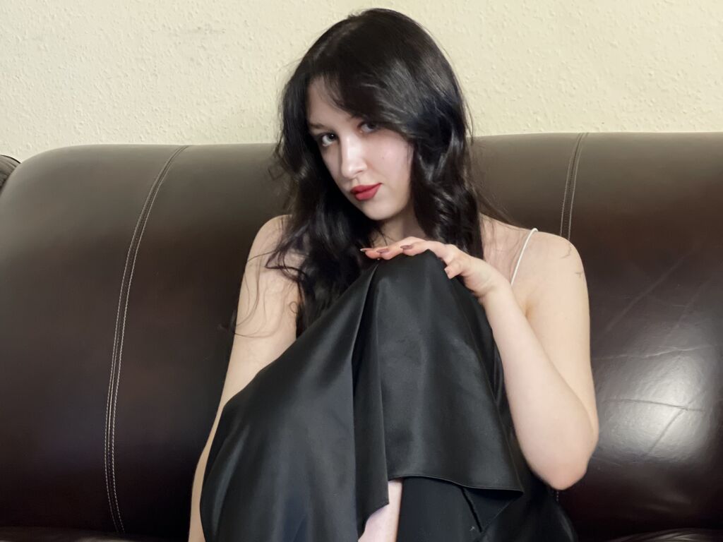 SaraWhisper Camera Thumbnail