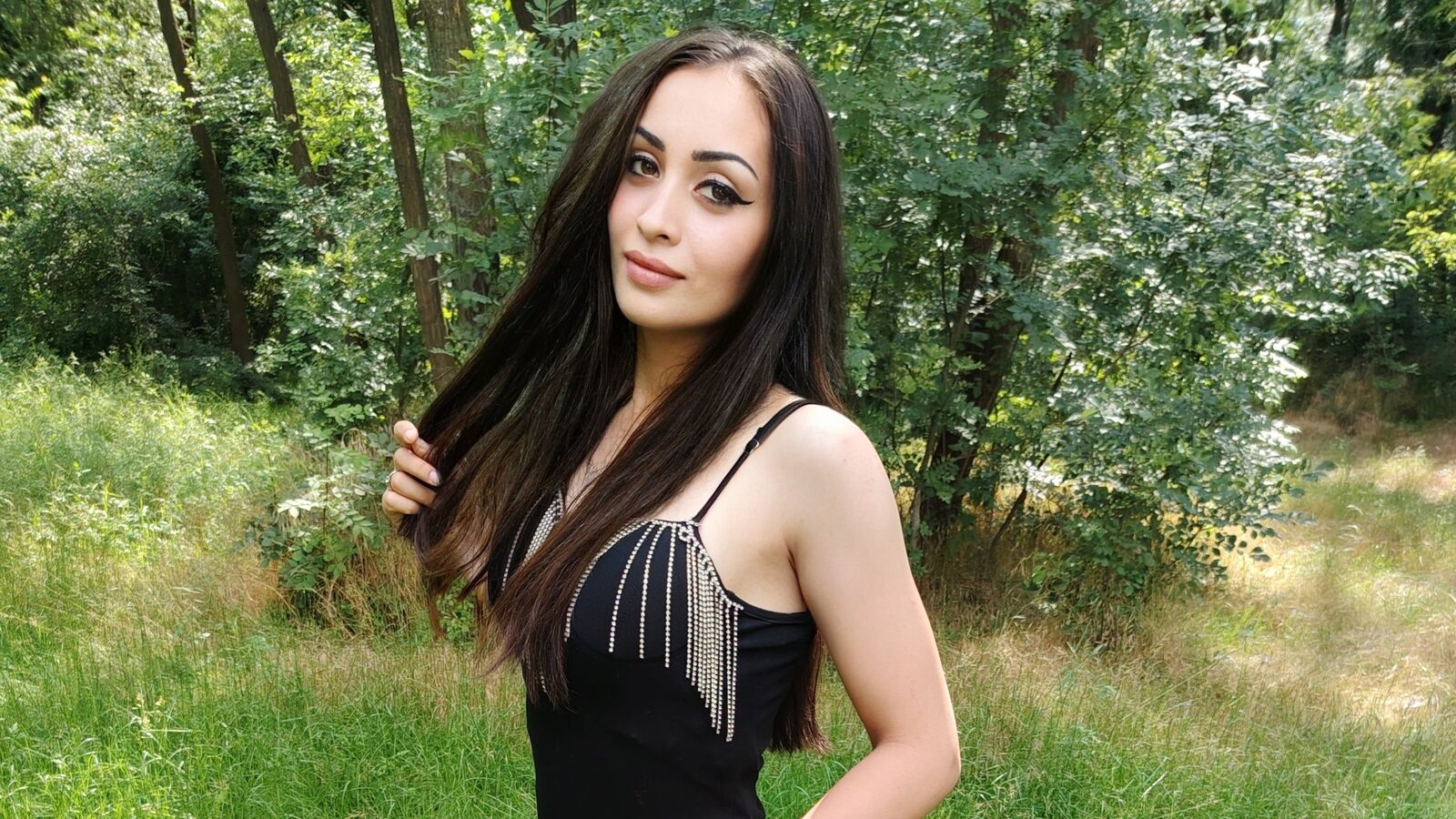 GiuliaLarry glamour portrait